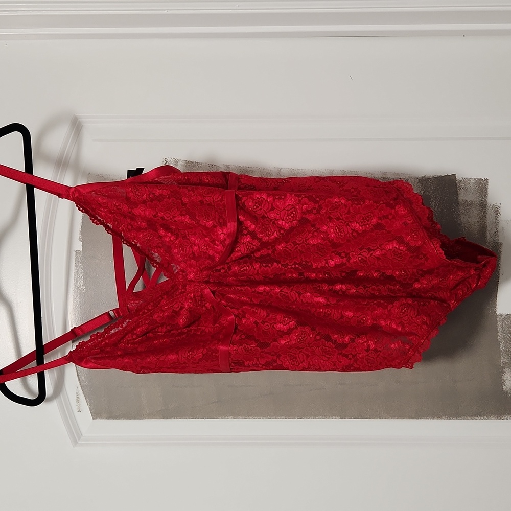 NWT, TORRID, PLUS SIZE 3, RED